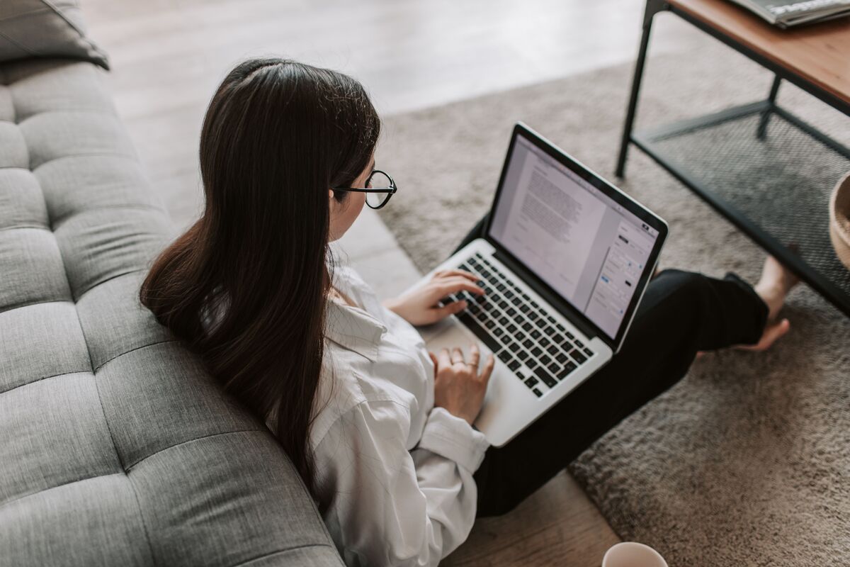A quiet moment of solitude and self-reflection — what the brain does when external noise falls away