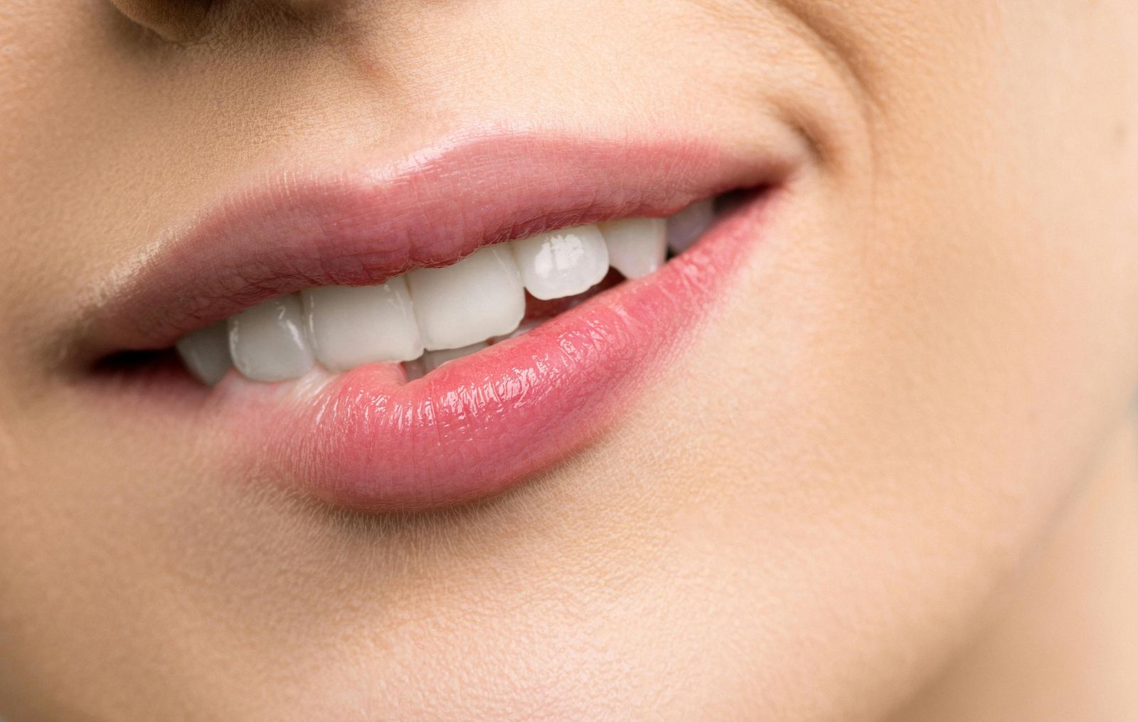 Natural teeth whitening